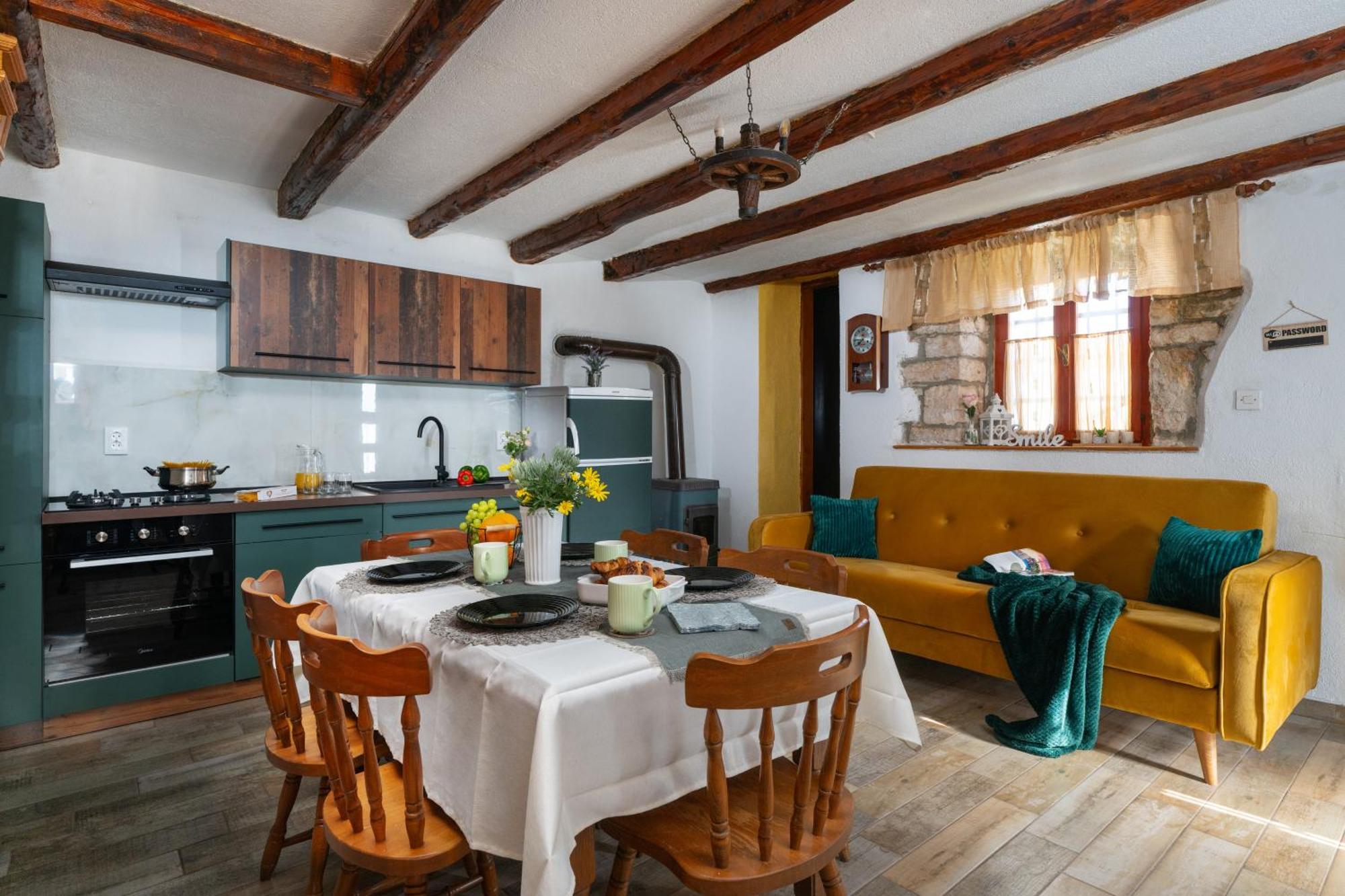 Holiday Home Dide กานฟานาร์ ภายนอก รูปภาพ