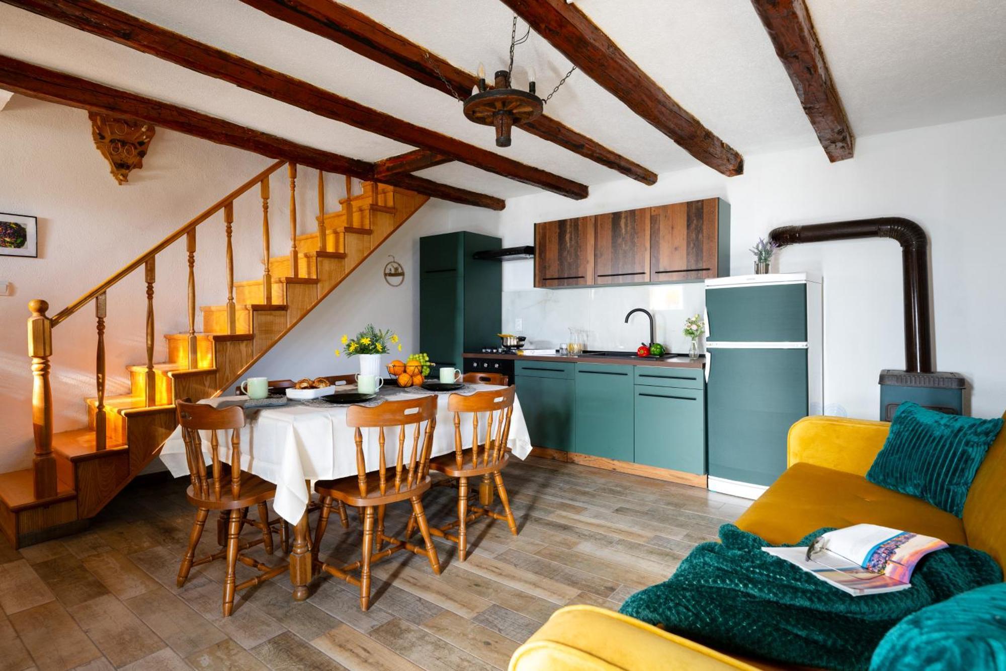 Holiday Home Dide กานฟานาร์ ภายนอก รูปภาพ