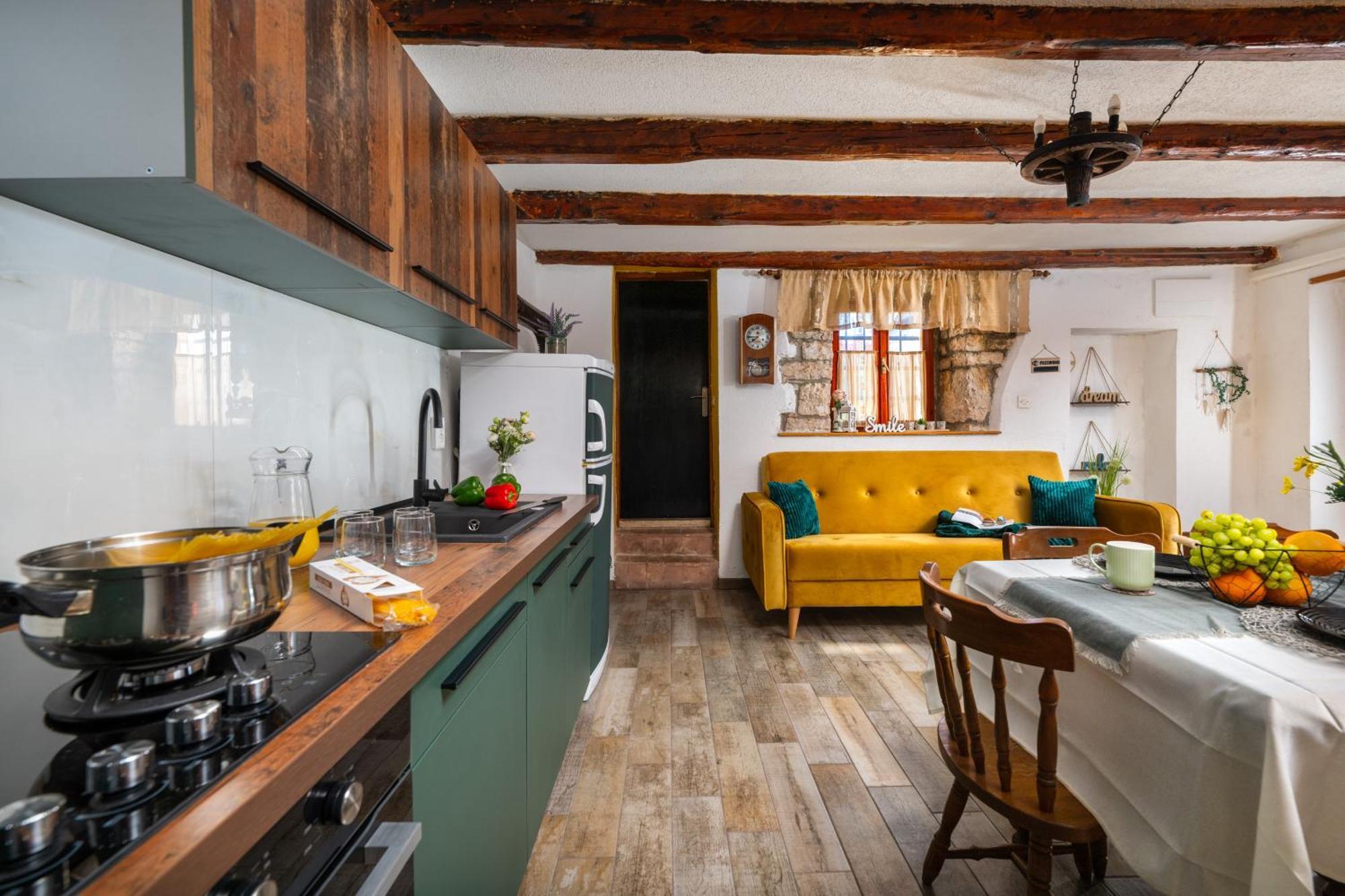 Holiday Home Dide กานฟานาร์ ภายนอก รูปภาพ