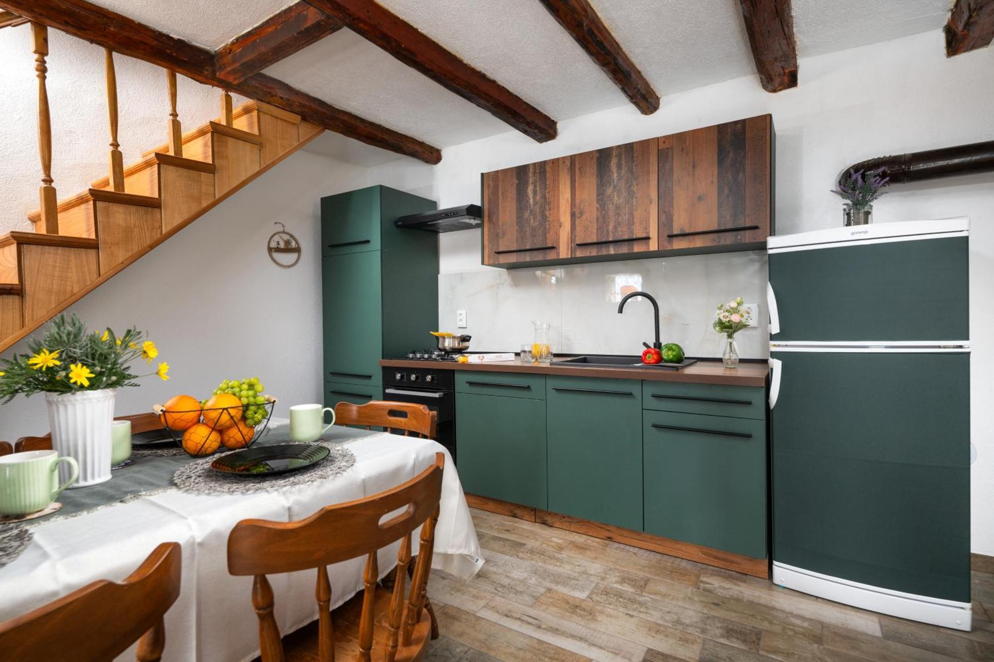 Holiday Home Dide กานฟานาร์ ภายนอก รูปภาพ